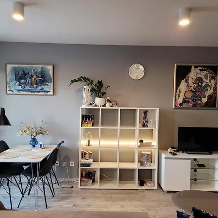 Lilla Apartment *